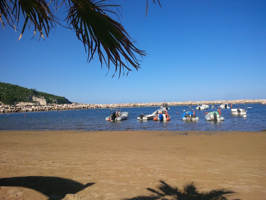 Blu Marine Casa A 10Mt Dalla Spiaggia Peschici Exterior photo